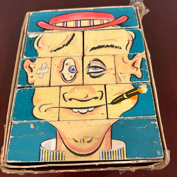 Vintage 1948 Changeable Charlie Puzzle Blocks - Picture 1 of 3